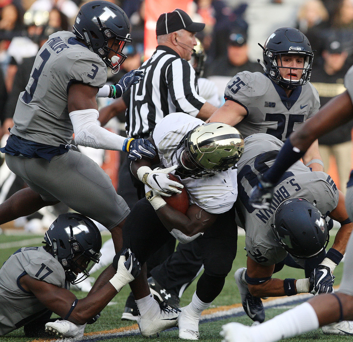Illinois vs Purdue football 10 10.13.18.jpg